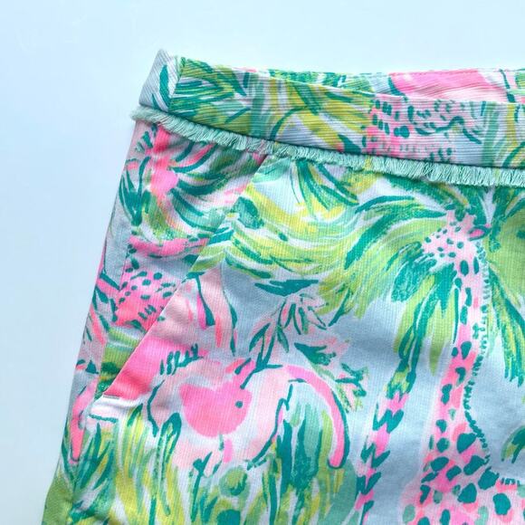 Lilly Pulitzer Adie Shorts Seasalt Blue on Parade 3.5" Inseam Size 6 EUC - Picture 2 of 9